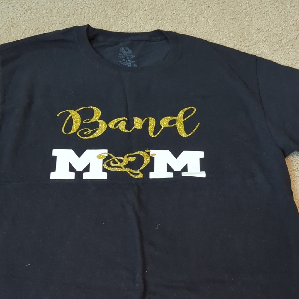 Fruit of the Loom Black and Gold Short Sleeve Tee BAND MOM